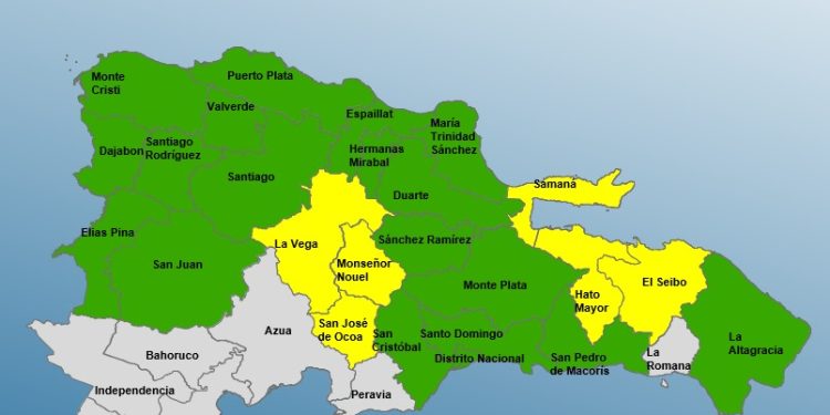 COE mantiene 25 provincias bajo alerta por efectos de vaguada