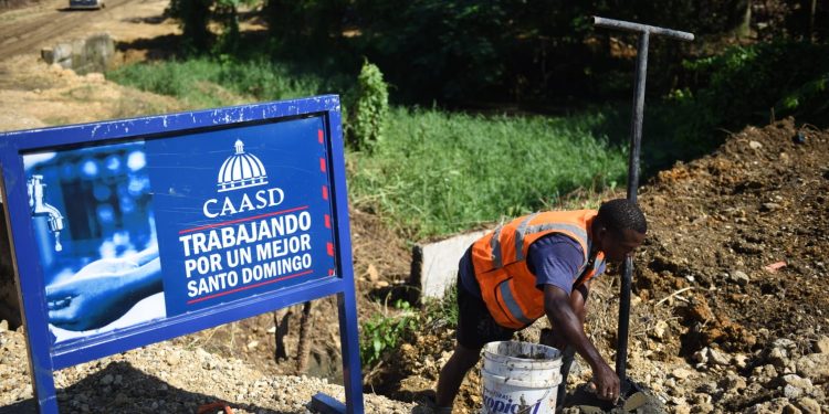 CAASD avanza en su plan de optimización del agua potable en SDE con nueva obra en La Batallita
