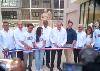 Senador Ricardo de los Santos: inauguración de centros UASD e ITLA en Cotuí marcan un hito en la provincia
