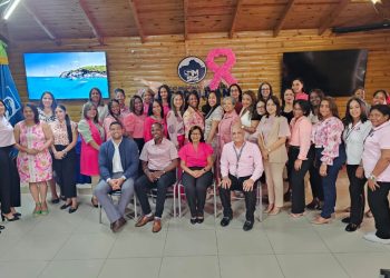 El SRSO orienta a colaboradores con taller ¿Por qué hablamos sobre el cáncer de mama?