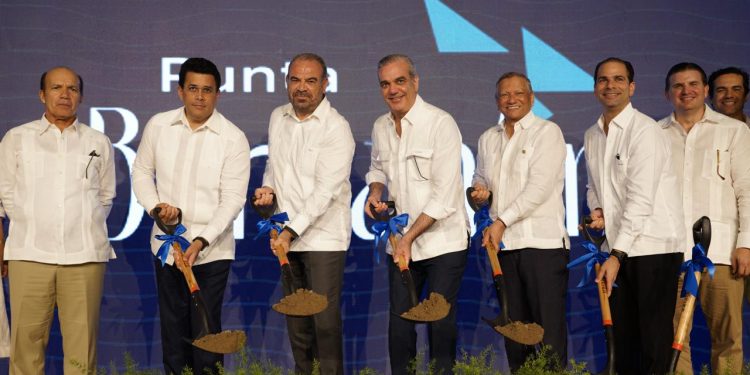 Leonardo Aguilera destaca cartera turística de Banreservas aumenta de RD$22,000 a más de RD$50,000 millones