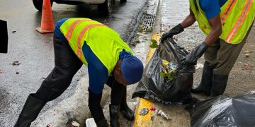 1,500 brigadistas del ADN combaten en las calles los efectos producidos por tormenta