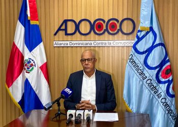 ADOCCO acusa a Carlos Pimentel de faltar a la verdad sobre el proceso de licitación del Intrant