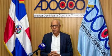 ADOCCO acusa a Carlos Pimentel de faltar a la verdad sobre el proceso de licitación del Intrant