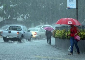 Pronostican pocas lluvias en la mañana y aguaceros en la tarde en algunas provincias