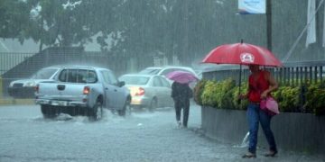 Pronostican pocas lluvias en la mañana y aguaceros en la tarde en algunas provincias
