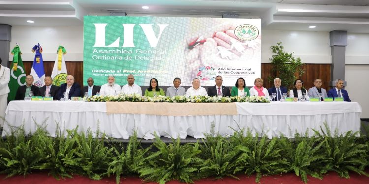 COOPNAMA reporta excedentes récord superiores a RD$6,200 millones durante su 54ª Asamblea General
