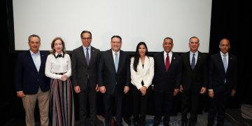 República Dominicana reafirma compromiso de duplicar exportaciones para 2036