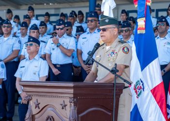 Ministro de Defensa encabeza jornada de trabajo en la FARD