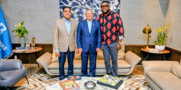 Aguilera reafirma respaldo al deporte junto a David Ortiz y el ministro Kelvin Cruz