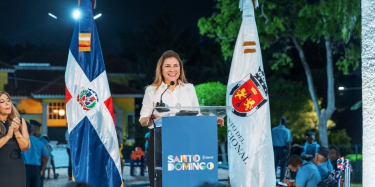 Carolina entrega el remozado parque La Glorieta en Arroyo Hondo