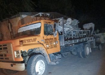 Ocultos en una mezcladora de cemento Ejército detiene haitianos indocumentados en Elías Piña