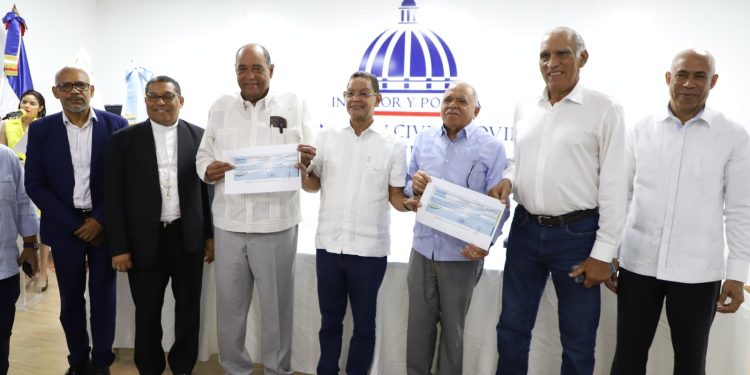 EGEHID desembolsa primeros recursos para recuperación de subcuenca de Sabaneta