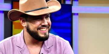 Sacha se posiciona como nueva voz con su bachata “Inútil” y gira de promoción en RD