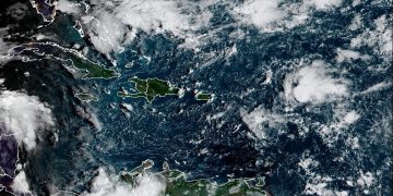 Indomet: Aguaceros, tronadas y ráfagas de viento en la tarde por incidencia de una vaguada