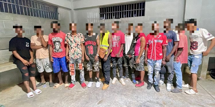 Más de 1,300 extranjeros fueron detenidos en interdicciones a extranjeros irregulares