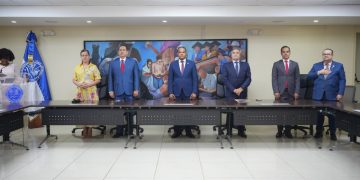 UASD amplía su oferta con dos nuevos doctorados en alianza con universidad española