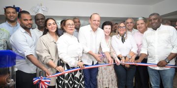 Alcaldía de Santiago entrega remozada la Casa Club de Arroyo Hondo con inversión de RD$8.3 millones