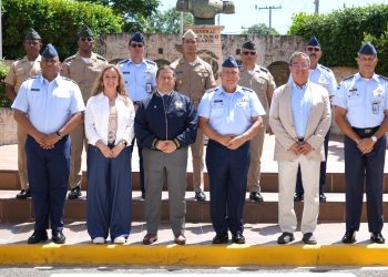 Escuelas Vocacionales fortalece lazos internacionales con visita de Interlat y la UMNG de Colombia