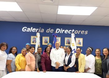 ARS-Semma y UNASE concretan acuerdo con aumento salarial del 25 % para el personal de enfermería