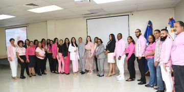 Administrador del INAVI resalta importancia de la detección temprana del cáncer de mama para salvar vidas