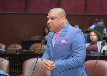 Diputado Ramón Raposo advierte: 70 % de los casos de cáncer de mama en mujeres se detectan en etapa avanzada