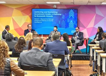 Ministro Magín Díaz desarrolla amplia agenda de trabajo en las Reuniones Anuales del Banco Mundial y el FMI