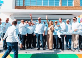 Carolina muestra hitos de su gestión al frente de Santo Domingo