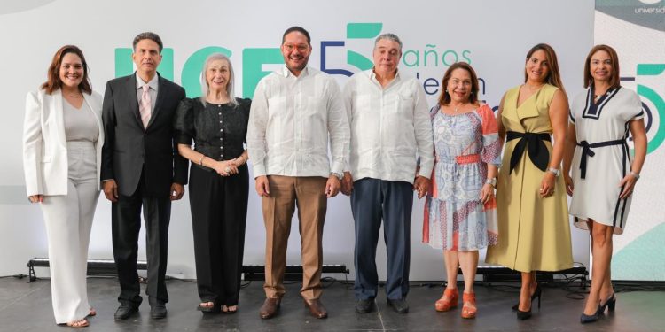 UCE celebra 55 años de un legado y excelencia académica