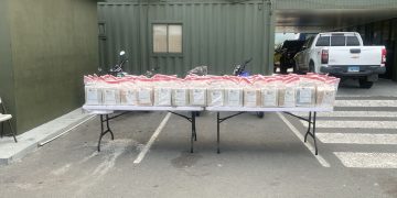 Incautan 572 libras de presunta marihuana en Baní ocultas en parte trasera de camión