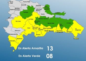 20 demarcaciones y el DN bajo alerta por activa onda tropical