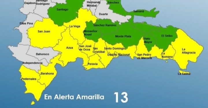 20 demarcaciones y el DN bajo alerta por activa onda tropical