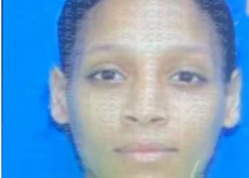 Mujer resulta muerta por heridas de arma blanca ocasionadas por su pareja sentimental, quien intentó suicidarse tras el hecho