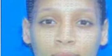 Mujer resulta muerta por heridas de arma blanca ocasionadas por su pareja sentimental, quien intentó suicidarse tras el hecho