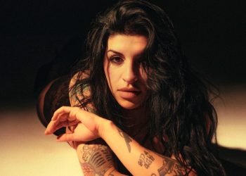 Cazzu, Mon Laferte, Cultura Profética y Vakero a Isle of Light 2026