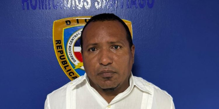 PN informa se entrega y es enviado al MP un hombre acusado de solicitar servicios sexuales de una menor de edad a través de redes sociales