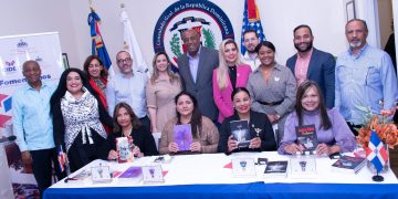 Autores de Mi Patria: Cuatro voces que celebraron la literatura dominicana en Boston