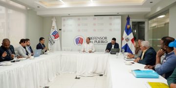 Defensor del Pueblo lidera consenso entre instituciones para el rescate de la Laguna de Cabral