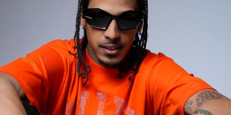 El Artista urbano Yeiti Snow joven destacado  en el movimiento urbano en representación de la compañía Buburecords