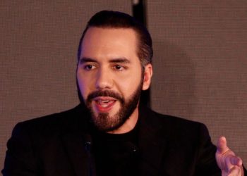 Gobierno de Bukele prohíbe el «lenguaje inclusivo» en las escuelas públicas de El Salvador