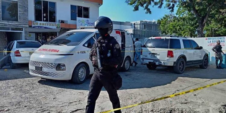 El Ministerio Público solicita 18 meses de prisión preventiva contra 11 policías que abatieron a cinco hombres en Santiago