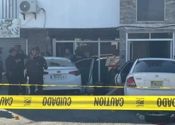 Arrestan 11 policías vinculados a muerte de cinco hombres en Santiago