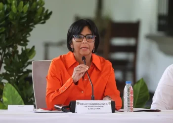 Delcy Rodríguez desmiente supuesta negociación con EE.UU.