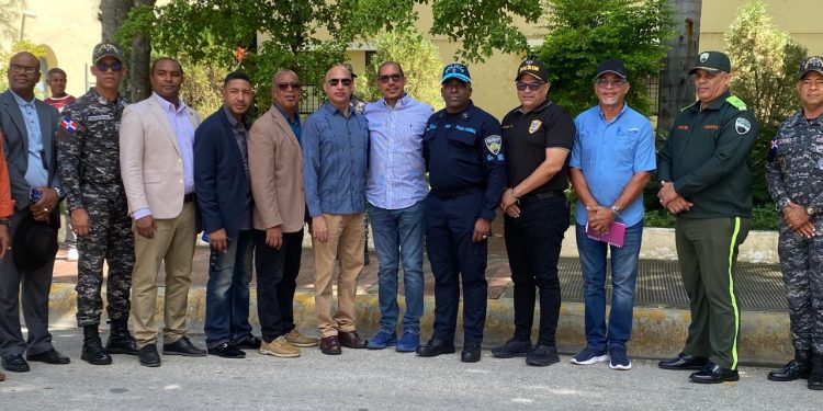 Para prevenir actos delictivos, Policía Nacional pone en marcha operativo “Con Garantía de Paz 2.0” en El Cercado