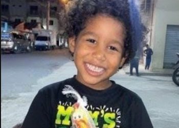 Muere ahogado un niño de cuatro en la piscina de una villa en Loma de Cabrera