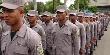 Relaciones homosexuales quedan permitidas en las Fuerzas Armadas y la Policía Nacional