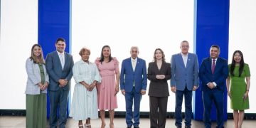 Desarrollo Social Supérate celebra habilitación de la tercera cohorte de personas cuidadoras; autoridades trazarán ruta para contrataciones