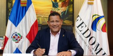 Presidente de Fedomu, Nelson Núñez, saluda observaciones de Abinader a la Ley 225-20