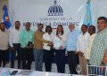 El Gobierno entrega RD$ 100 millones en apoyo a Productores y Agricultores de Azua