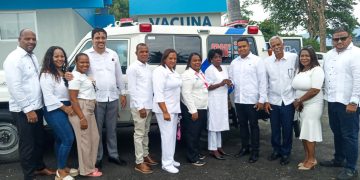 DAEH entrega ambulancias en Yaguate y Palenque en San Cristóbal 